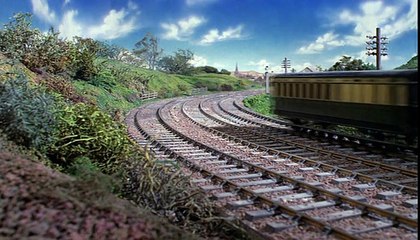 Edward Helps Out (SPANISH)