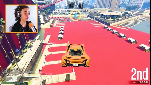 KWEBBELKOP-EXTREMELY DANGEROUS SHARK RACE! (GTA 5 Funny Moments)