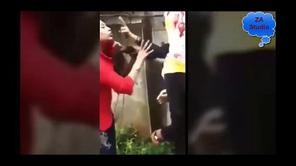 Top 3 Girls Fight on Road you Must Watch