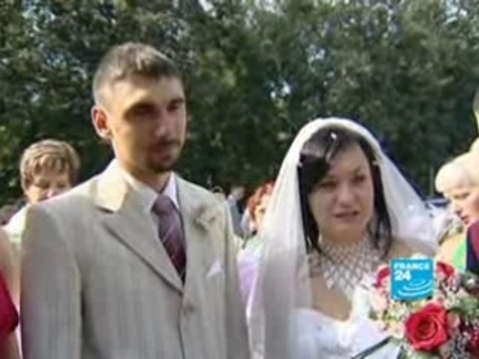 FRANCE 24-FR-Reportage- La Russie ordre de faire des bébés