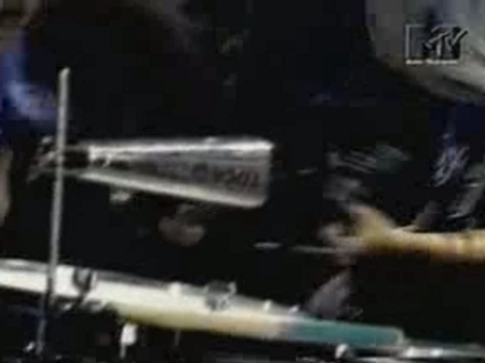 Sepultura - Territory (Live Mtv 96)