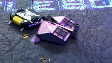 UFC DE ROBÔ e POKEMON GO CHEGA EM ATÉ 2 MESES NO BRASIL - THIBRON NEWS