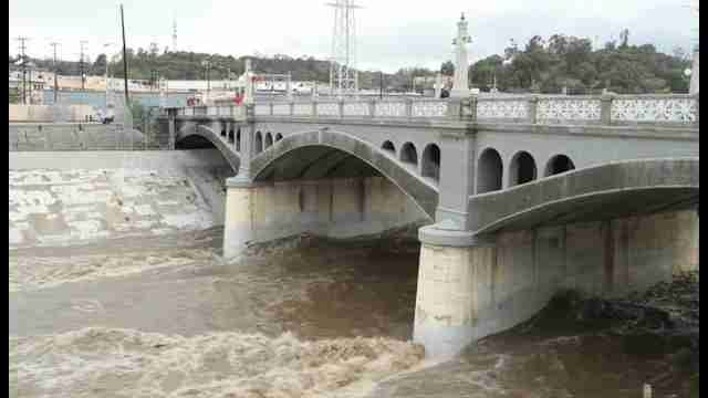 Fuertes lluvias amenazan California con nuevas inundaciones