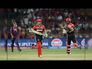 Video herunterladen: Virat Kohli, AB de Villiers batting helps Bangalore to beat Pune