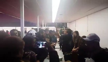 Οι πρόσφυγες στη Θεσσαλονίκη για το clásico