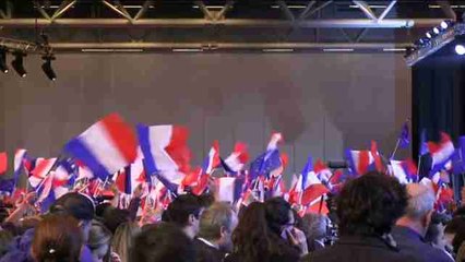 Macron sobrepasa a Le Pen con el 80% del voto escrutado