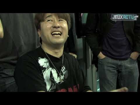Yoshinori Ono sur le stand JeuxActu au Micromania Game Show 2009