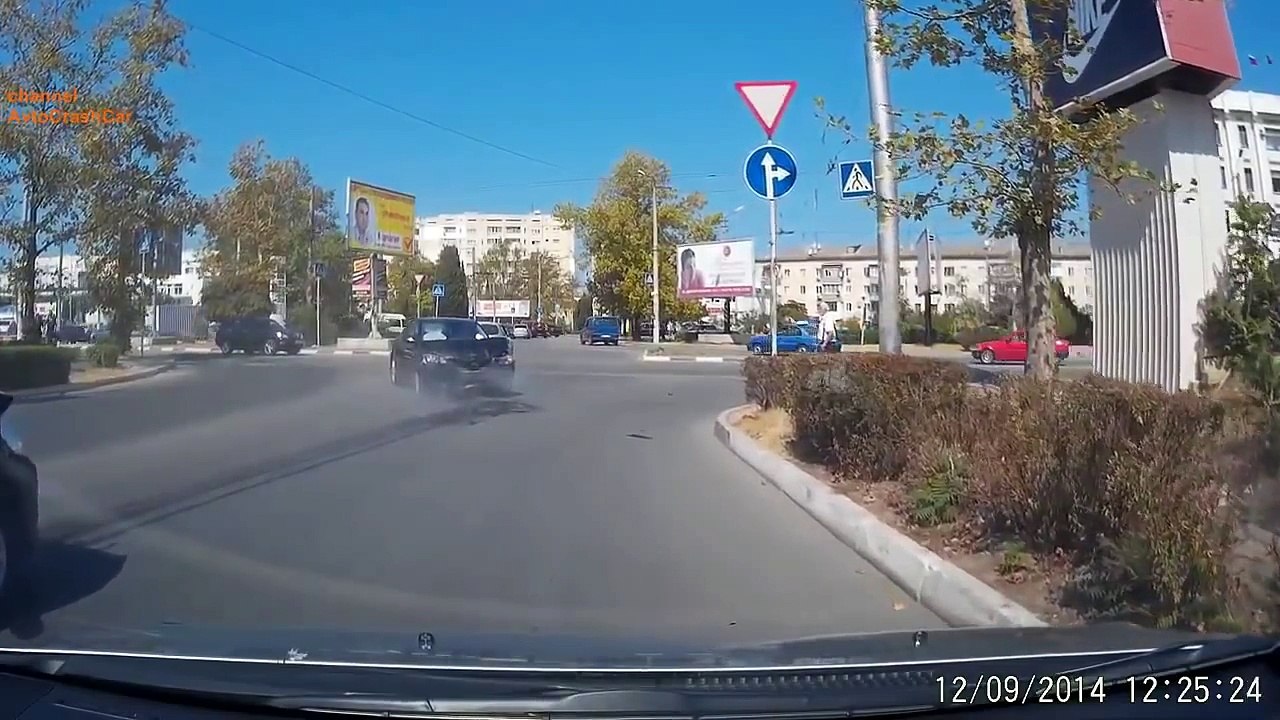 Car Crash Compilation September 2014 part 3