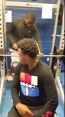 Accident pendant une séance de musculation