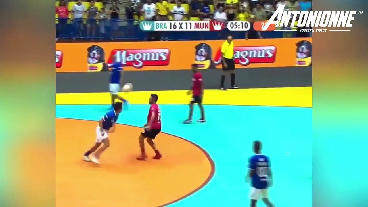 Football DESTROYING Skills _ Cristiano Ronaldo, Neymar, Ronaldinho HD 2017-ckddlXXZ9Sg