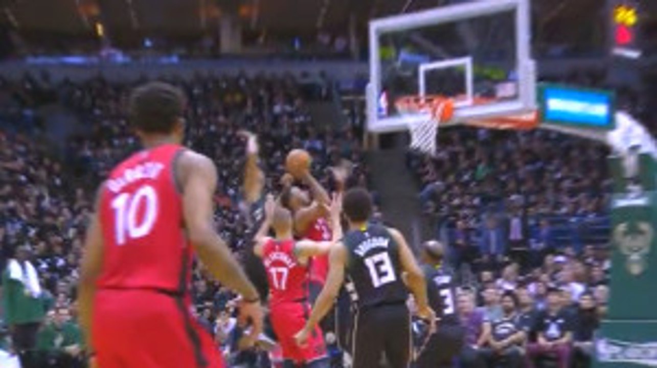 Rakibini müthiş Blokladı Tribünleri Ayağa Kaldırdı