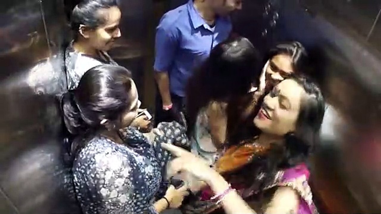 INDIAN WARRIOR PRINCESS Elevator Prank