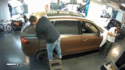 Desvinilado de Porsche Cayenne Marron Mate Car Wrapping by Pronto Rotulo Barcelona