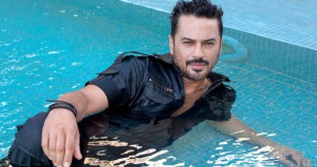 Şarkıcı Emre Altuğ, 'İşte Benim Stilim' Yarışmacısını Markajına Aldı