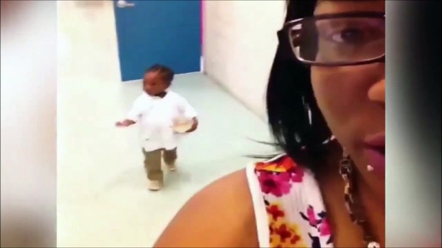 Oh non mes Cheerios.. Trop LOL le gamin