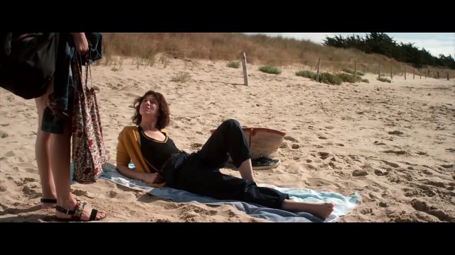 LES FANTÔMES D'ISMAËL Bande Annonce (Marion Cotillard, Charlotte Gainsbourg)
