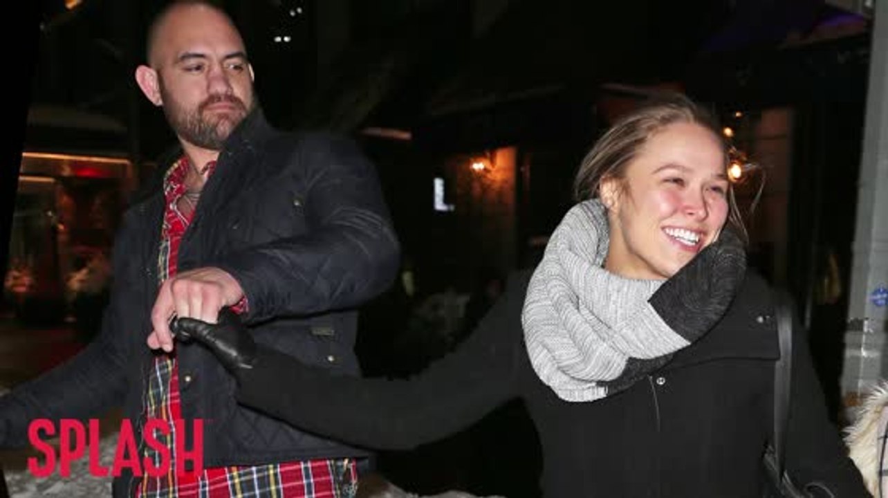 Ronda Rousey ist mit Travis Browne verlobt