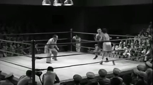 Boks Sporuna Yeni Soluk Getiren Boksör