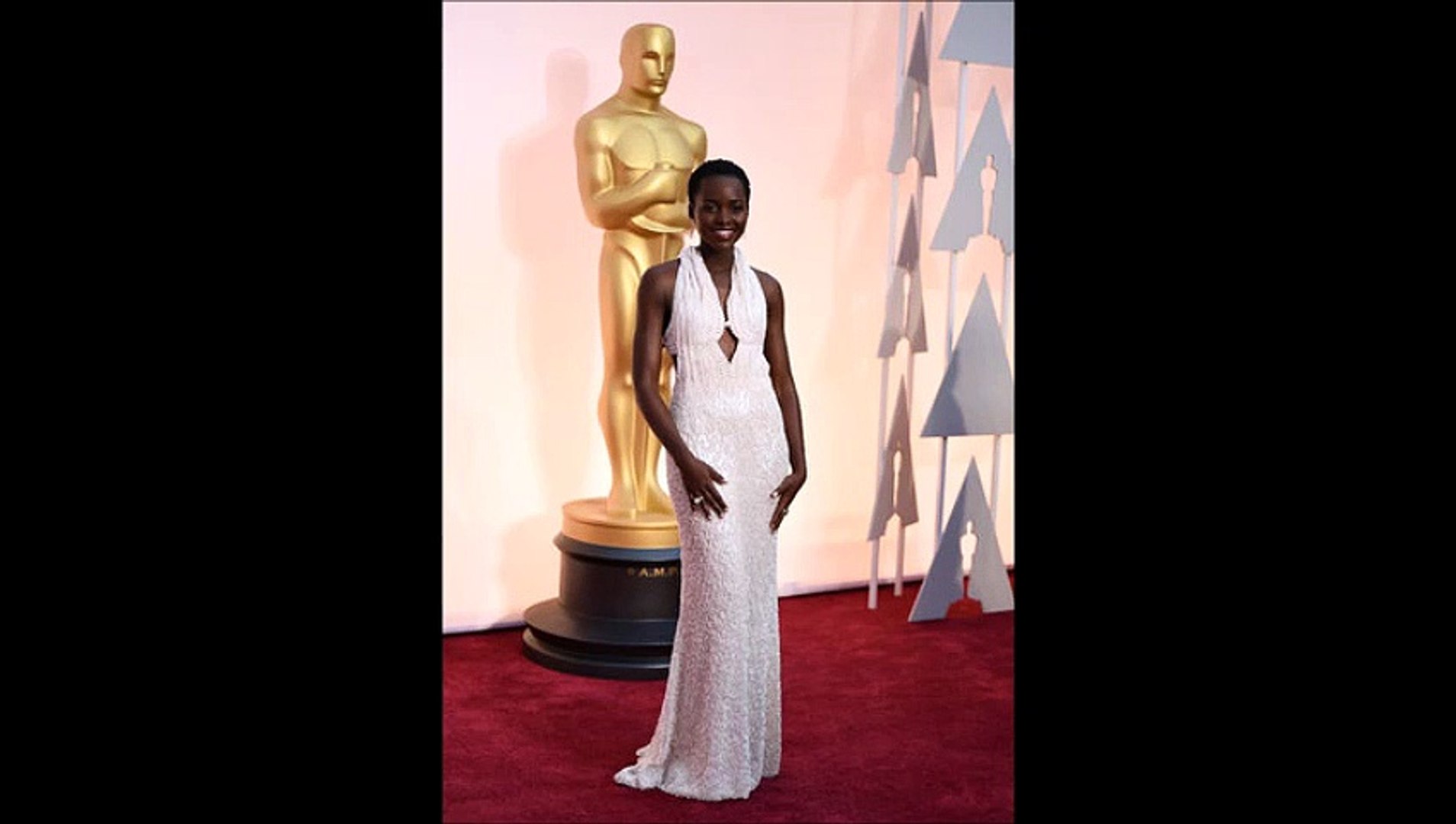 ⁣Oscars red carpet