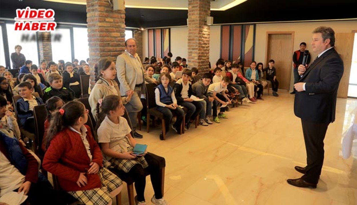 (24 NİSAN 2017) BAŞKAN PALANCIOĞLU’NDAN ÖĞRENCİLERE YEREL YÖNETİM DERSİ