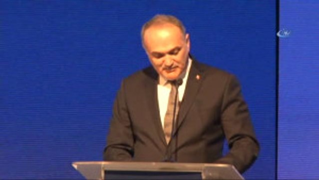 Bakan Özlü: Yerli Bir Otomobil Markası Oluşturmayı Önemsiyoruz