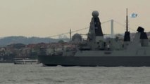 İngiliz Savaş Gemisi İstanbul Boğazı'ndan Geçti