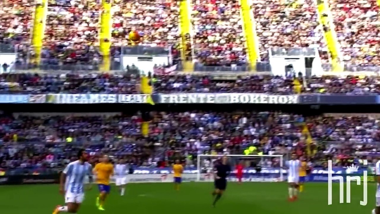 Lionel Messi ● The Genius of Passing ● Craziest Passing Skills Ever