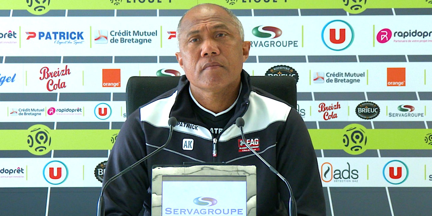 CDF 1/2 finale : le point presse d'Antoine Kombouaré avant Angers-EAG