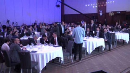 Bakan Özlü: "Dünya Pazarlarına da Hitap Edebilecek Bir Yerli Otomobil Markası Oluşturmayı Çok...