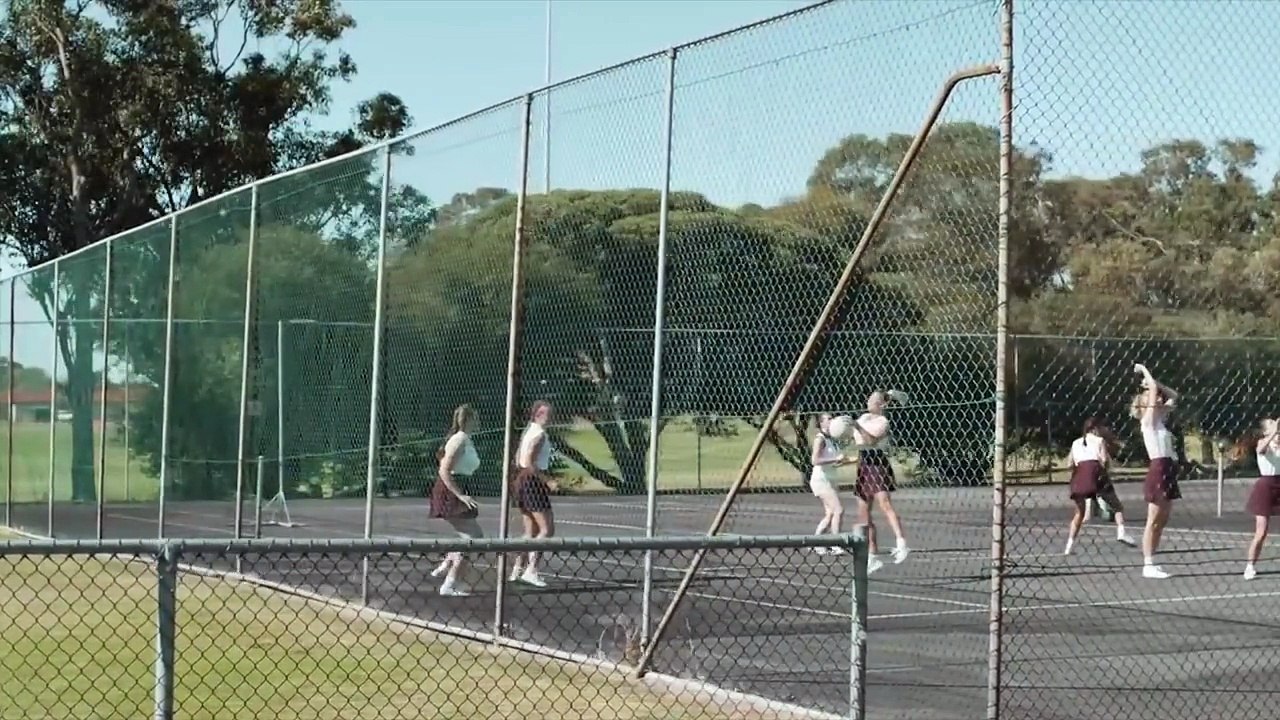 LOVE HUNTERS Bande Annonce VOST (Thriller - 2017)