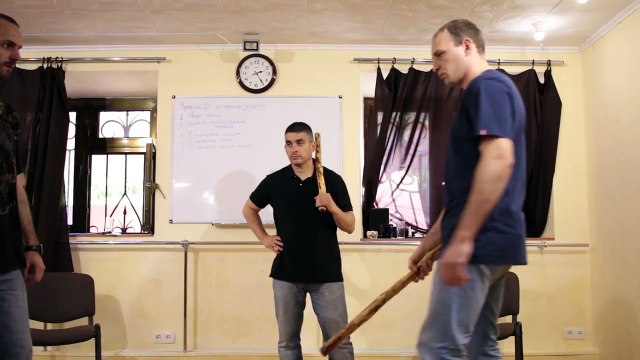 Trabajo en la sala. Maestro Palmero Ramos. Campeones Achinech. ESCUELA DE ARTES MARCIALES ACHINECH