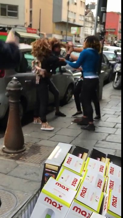 MEGA RISSA AFRO A NAPOLI LIVE