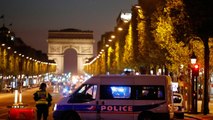 Paris shooting: Policeman and suspected gunman killed on Champs-Elysées