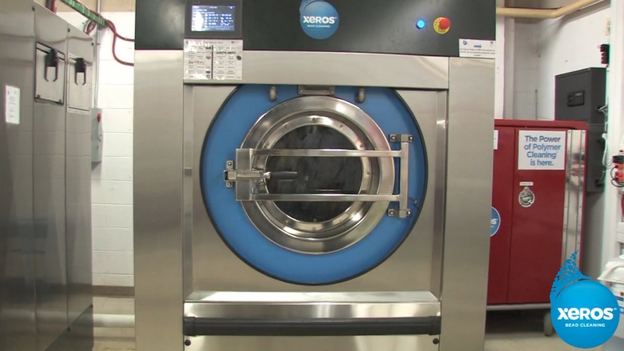 The near-waterless washing machines changing the cleaning industry