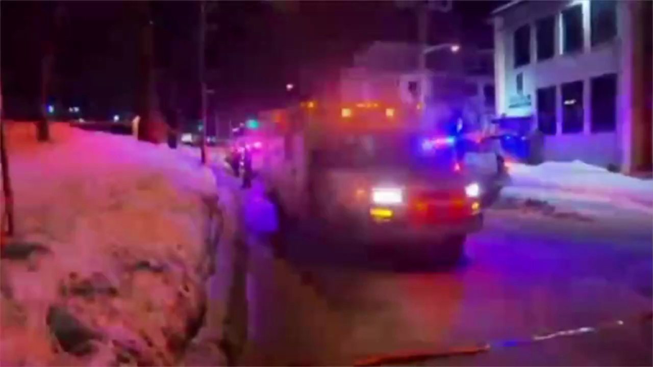 Quebec mosque shooting: Gunmen kill at least 5 in Canada