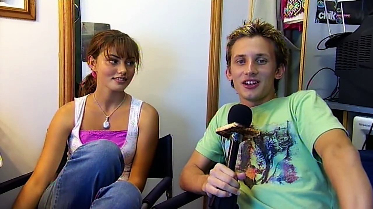 Phoebe Tonkin behind the scenes // H2O JUST ADD WATER // official H2O channel