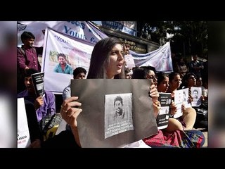 Hyderabad University students ransack VC's office