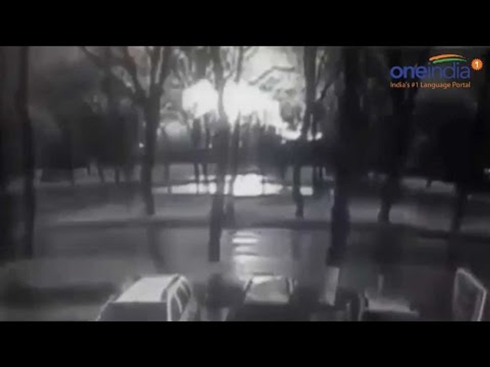 CCTV footage of Russian Flydubai Flight 981 crash, 62 killed