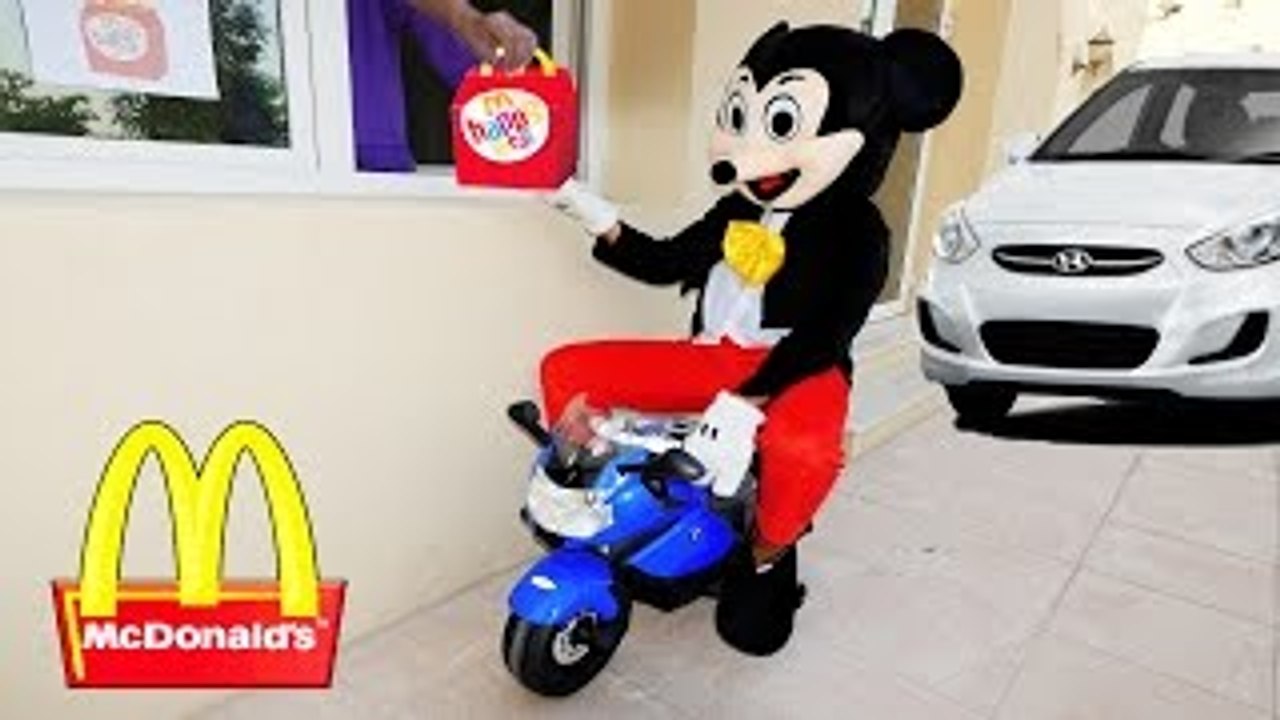Mickey Mouse McDONALDS DRIVE THRU Prank! w/ Frozen Elsa Hulk Spiderman Movie Kids Toys in