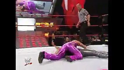 WWE Alumni  Ivory vs. Trish Stratus