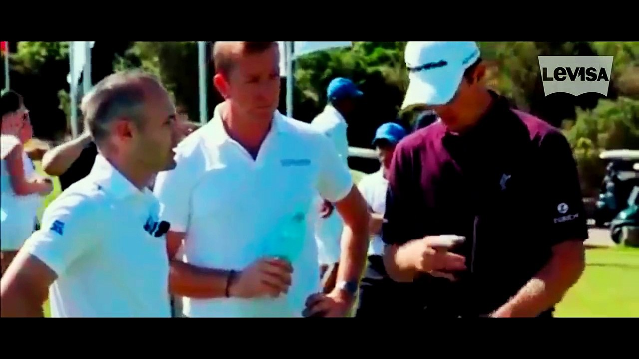When Football Players Play ● OTHER SPORTS ● [HD] [Short-Moments]