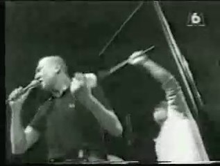 Cette France que je hais ... et que je quitterai si le besoin s'en fait sentir ... cette droite décomplexée qui hait l'Autre, celui qu'elle