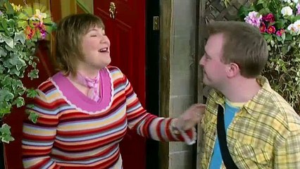 Me Too! - S2E31. Flags