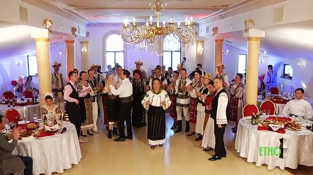 Laura Lavric - Suceveanca daca-ti place (Cu Varu' inainte - ETNO TV - 16.04.2017)