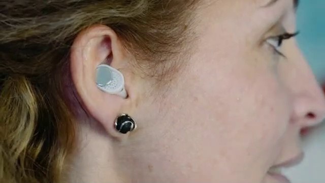 dBud, tapones con filtro acústico