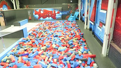 Nasreen Bounce - Rahim Pardesi -