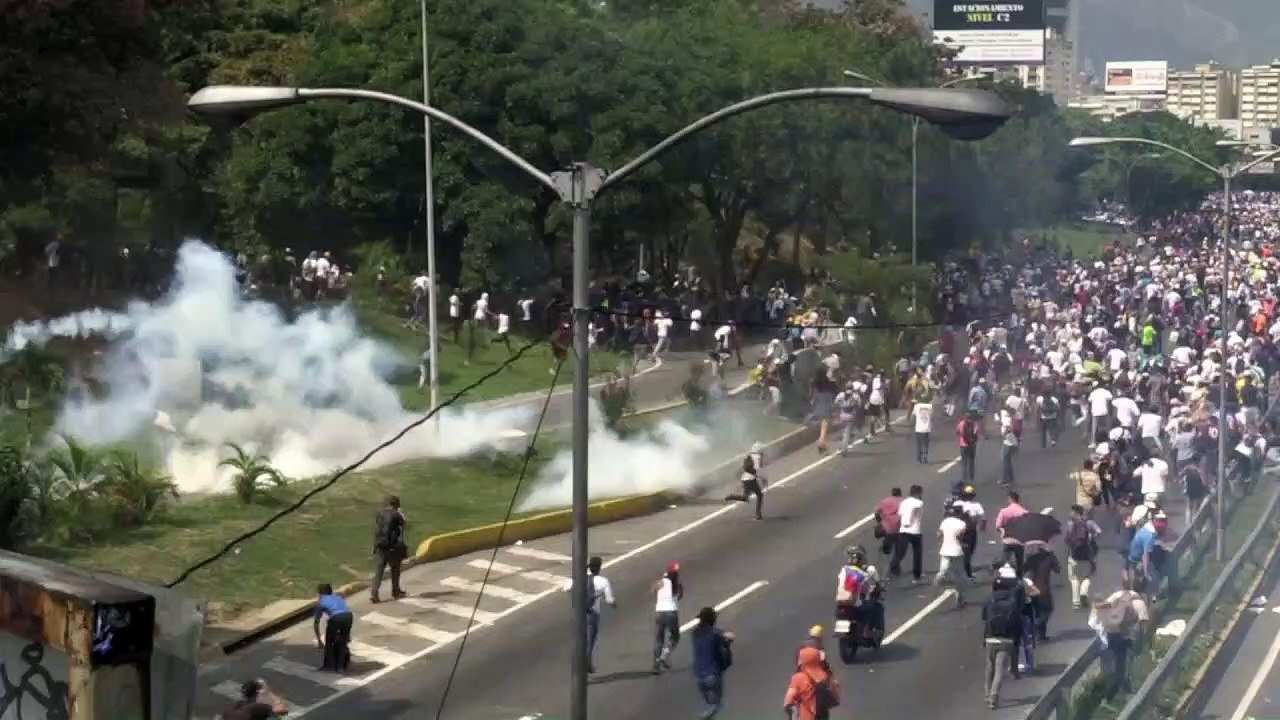 Venezuela: trois morts lors de nouvelles manifestations lundi