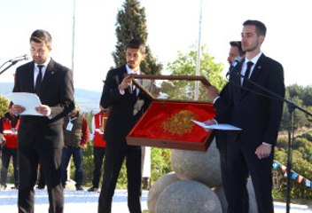 57. Alay Sancağı Törenle Teslim Edildi