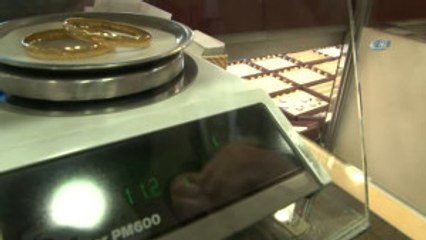 Adana Kuyumcular Odası Başkanı Başman'dan "Dövizi Bozdurun Altın Alın" Tavsiyesi