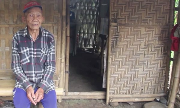 Kisah Sedih Kakek Hidup Sebatang Kara di Gubuk
